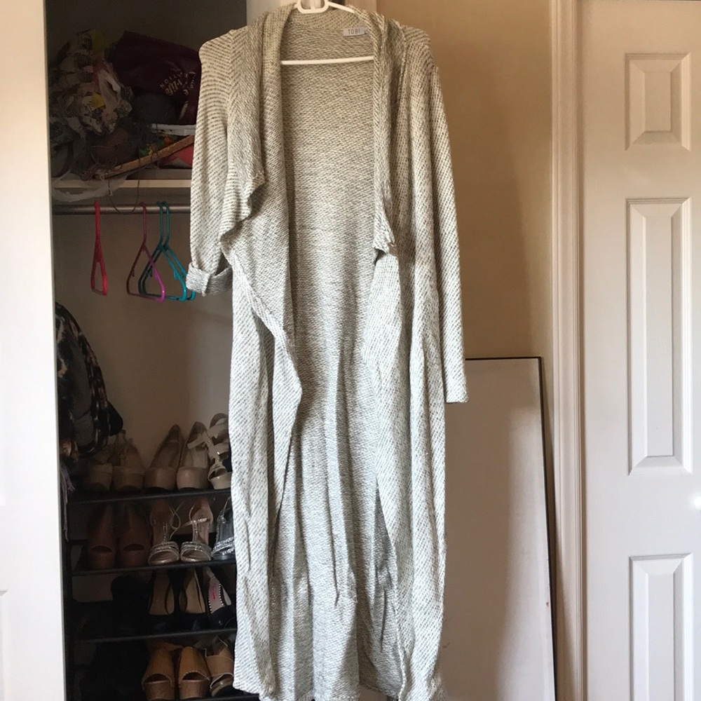 Floor length gray knitted cardigan